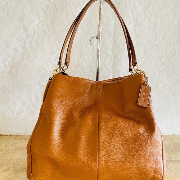 Coach Handbags - Coach Tan Leather Shoulder Bag vintage